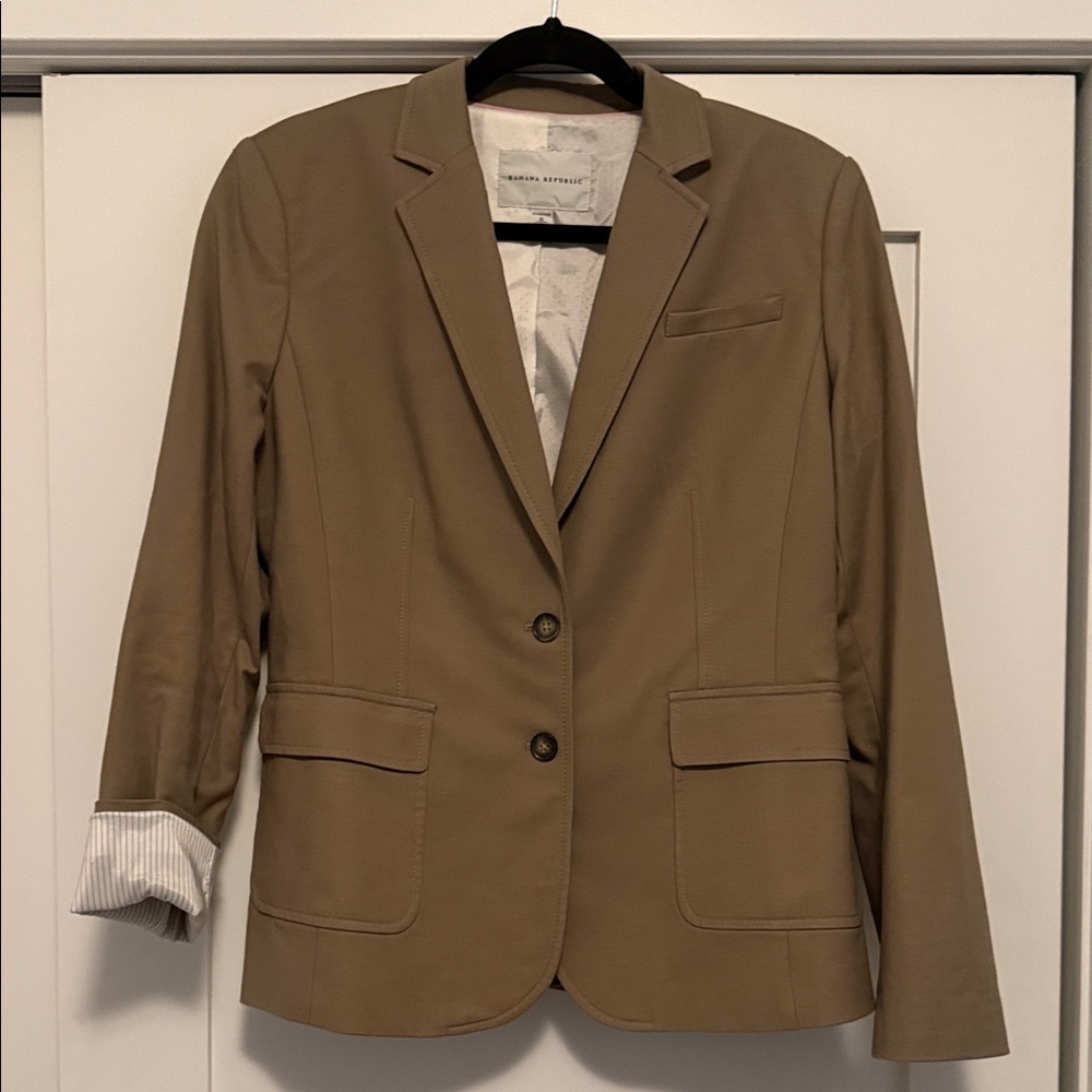Banana Republic Women's Tailored Khaki Blazer